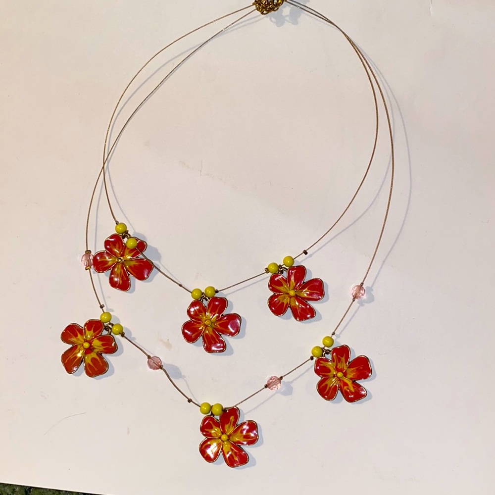 Flower necklace